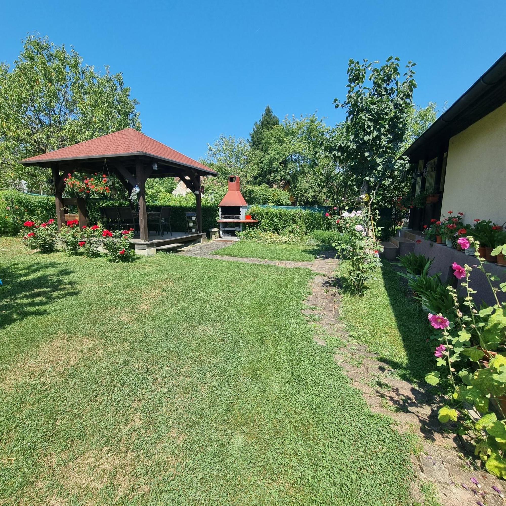 Jesenovec Kuca Za Odmor Bajticaヴィラ エクステリア 写真